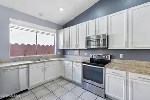 11141 N Sand Pointe Dr, Oro Valley, AZ 85737 - Photo 6