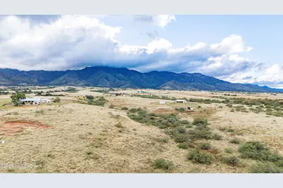 9588 S Deer Ridge Trail #8, Hereford, AZ 85615 - Photo 2