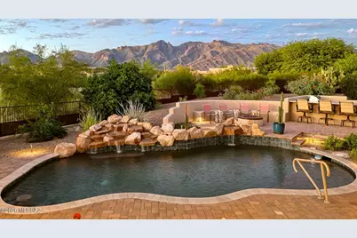 4645 N Placita Roca Blanca, Tucson, AZ 85718 - Photo 2