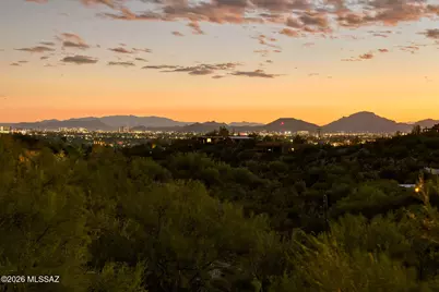 4645 N Placita Roca Blanca, Tucson, AZ 85718 - Photo 8