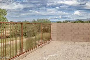 13755 E Silver Pne Trl, Vail, AZ 85641 - Photo 36