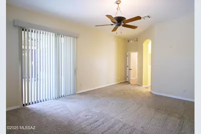 13065 N High Hawk Drive, Marana, AZ 85658 - Photo 10