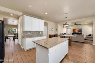 10079 N Ruby Range Trail, Marana, AZ 85653 - Photo 12