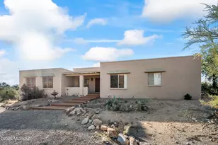 4740 E Camino la Brinca, Tucson, AZ 85718 - Photo 2