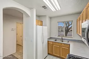 9849 E Spanish Flower Ct, Tucson, AZ 85748 - Photo 10