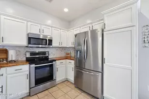 21556 E Reunion Rd, Red Rock, AZ 85145 - Photo 12