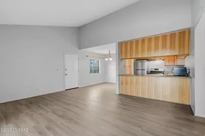 836 S Langley Avenue #204, Tucson, AZ 85710 - Photo 16