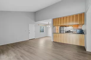 836 S Langley Ave, Tucson, AZ 85710 - Photo 16