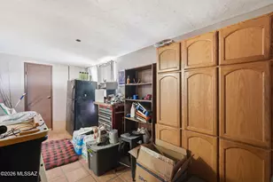 8325 E Louise Dr, Tucson, AZ 85730 - Photo 18