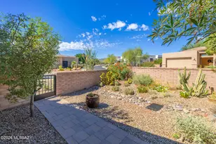 13852 N Topflite Dr, Oro Valley, AZ 85755 - Photo 24