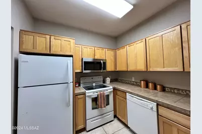 1500 E Pusch Wilderness Drive #7104, Tucson, AZ 85737 - Photo 4