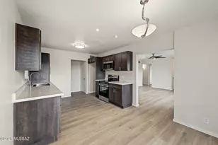458 S Kenyon Dr, Tucson, AZ 85710 - Photo 4