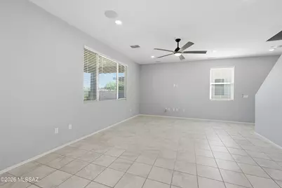 4479 S Sunrise Bluff Way, Tucson, AZ 85730 - Photo 4
