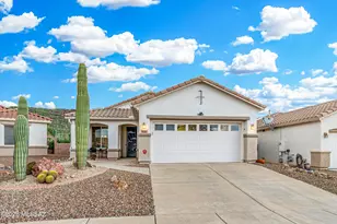 9231 N Crimson Stone Pl, Tucson, AZ 85743 - Photo 28