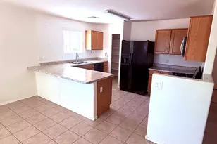 6345 S Vanishing Pointe Way, Tucson, AZ 85746 - Photo 4