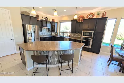 9540 N Saguaro Breeze Way, Marana, AZ 85653 - Photo 12
