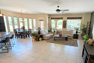 9540 N Saguaro Breeze Way, Marana, AZ 85653 - Photo 10