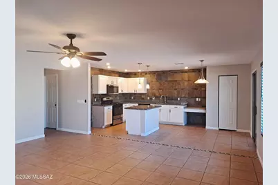 1588 W Swisher Place, Tucson, AZ 85746 - Photo 4