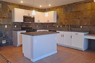 1588 W Swisher Pl, Tucson, AZ 85746 - Photo 8