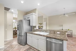2258 E Buster Mountain Dr, Oro Valley, AZ 85755 - Photo 10