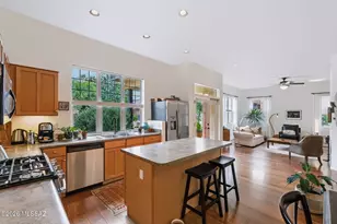 10360 E Cele Peterson Ln, Tucson, AZ 85747 - Photo 10