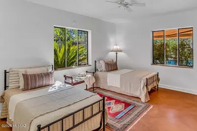40 N Sierra Vista Drive, Tucson, AZ 85719 - Photo 26