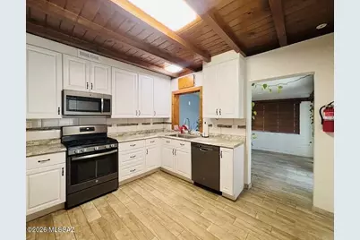 421 S Bryant Avenue, Tucson, AZ 85711 - Photo 18