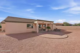 106 N Bellhaven Dr, Green Valley, AZ 85614 - Photo 16