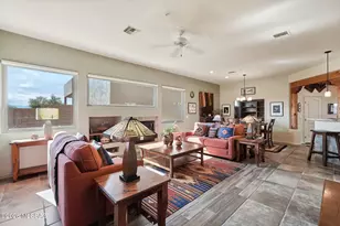 2341 S VÃ­a Tulum, Green Valley, AZ 85614 - Photo 12