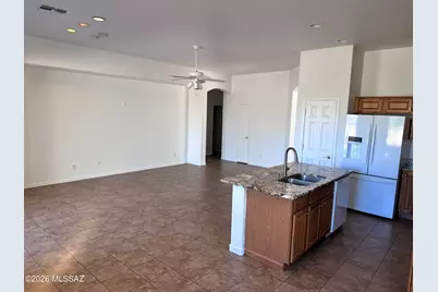 9579 E Corte Del Sol Brillante, Tucson, AZ 85748 - Photo 10