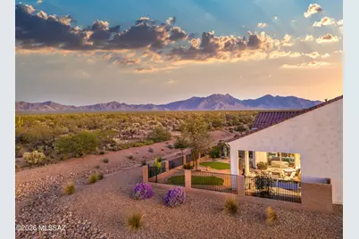 1714 N Aruba Drive, Green Valley, AZ 85614 - Photo 2