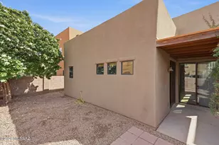 8753 N Mugho Pine Trail, Tucson, AZ 85743 - Photo 2