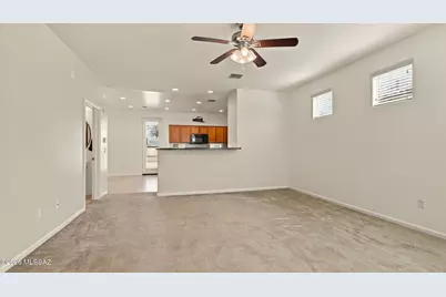 7263 S Valley Stream Drive, Tucson, AZ 85757 - Photo 8