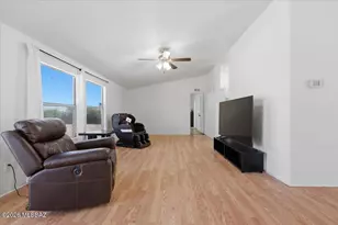 16701 W Whitewing Way, Marana, AZ 85653 - Photo 6