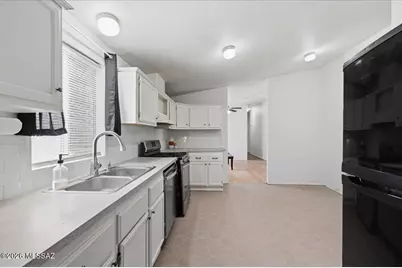 16701 W Whitewing Way, Marana, AZ 85653 - Photo 12