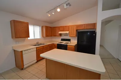 12890 E Red Iron Trail, Vail, AZ 85641 - Photo 4