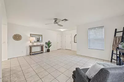 4182 E Boulder Springs Way, Tucson, AZ 85712 - Photo 4