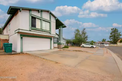 7520 S Camino Bello, Tucson, AZ 85746 - Photo 6