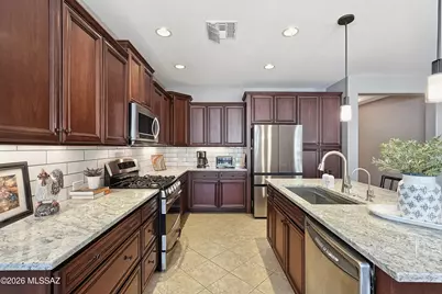 752 N Skywalker Place, Green Valley, AZ 85614 - Photo 18