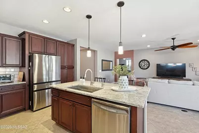 752 N Skywalker Place, Green Valley, AZ 85614 - Photo 16