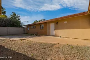 5362 E 4th St, Tucson, AZ 85711 - Photo 8