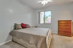 625 W Woodfield Ct, Green Valley, AZ 85614 - Photo 8