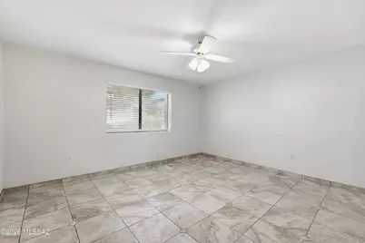 1730 W Camino Urbano, Green Valley, AZ 85622 - Photo 28