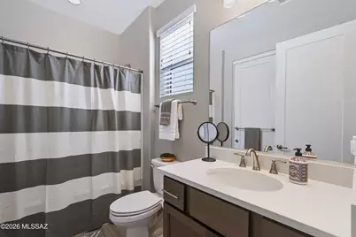 1629 E Balestra Way, Green Valley, AZ 85614 - Photo 18