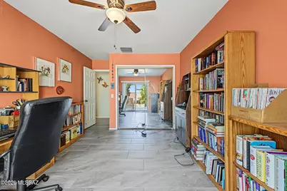 120 W Calle Frambuesa, Green Valley, AZ 85614 - Photo 4