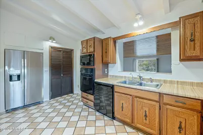 3890 E Defiance Street, Oracle, AZ 85623 - Photo 12