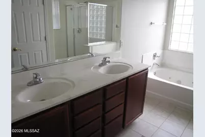 4258 E Sapphire Falls Drive, Tucson, AZ 85712 - Photo 8