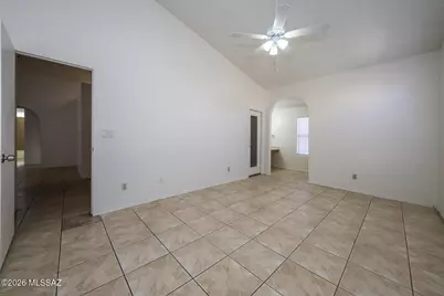1621 Colonial Heights, Tucson, AZ 85746 - Photo 12