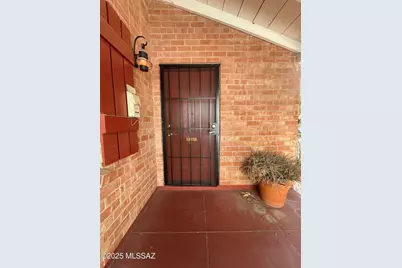 2129 E 2nd Street, Tucson, AZ 85719 - Photo 2