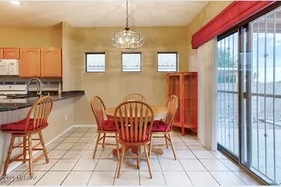 555 W Rio Teras, Green Valley, AZ 85614 - Photo 8